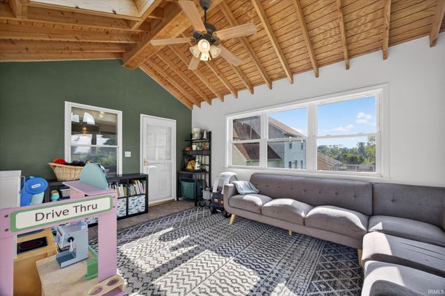 412 E Cardinal Glen Drive, Bloomington, IN 47401