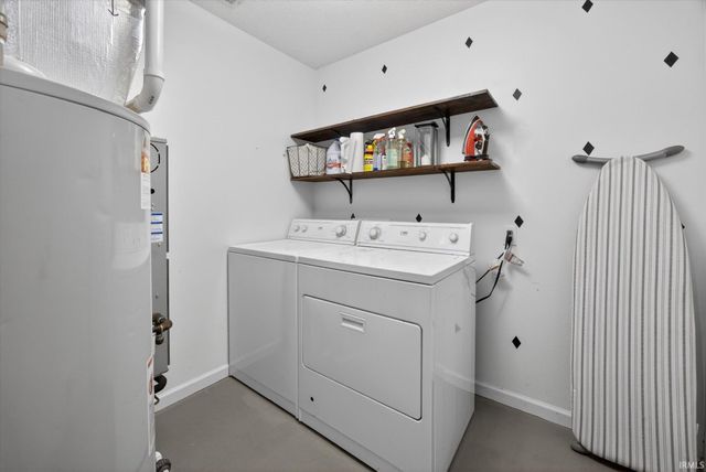 412 E Cardinal Glen Drive, Bloomington, IN 47401