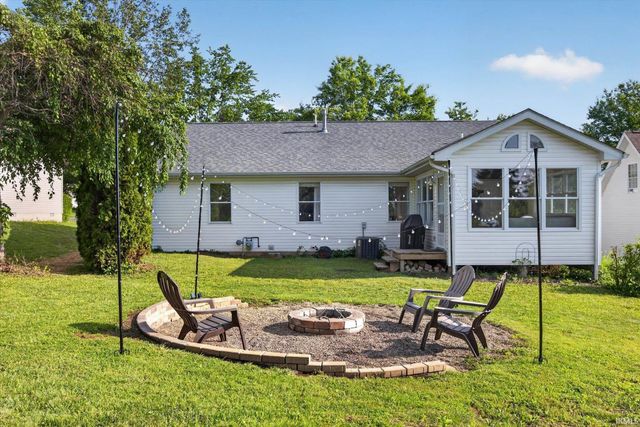 412 E Cardinal Glen Drive, Bloomington, IN 47401