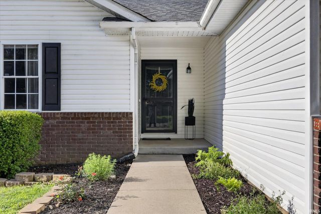 412 E Cardinal Glen Drive, Bloomington, IN 47401