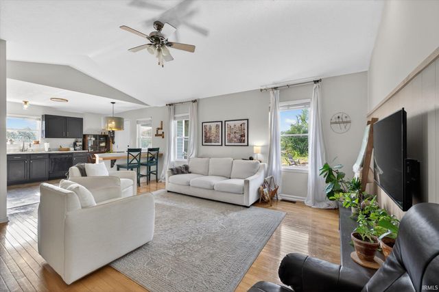 412 E Cardinal Glen Drive, Bloomington, IN 47401