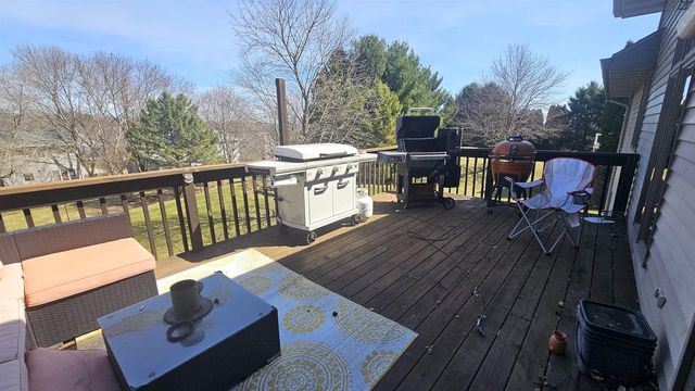 720 Waveland Road, Janesville, WI 53548