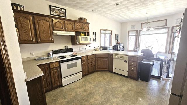 720 Waveland Road, Janesville, WI 53548