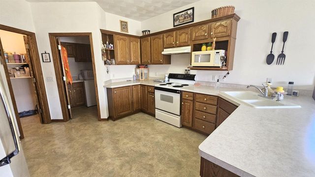 720 Waveland Road, Janesville, WI 53548