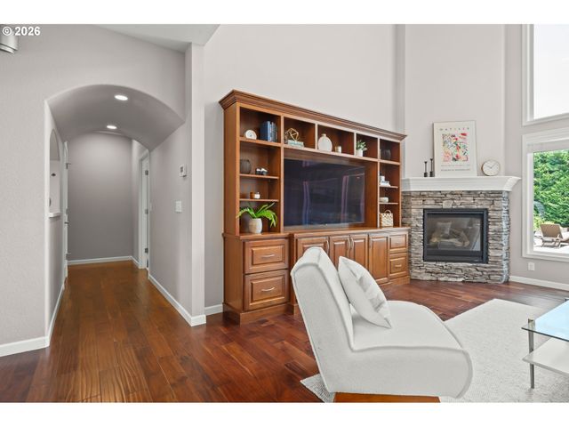 3217 BOARDWALK Ave, Eugene, OR 97401