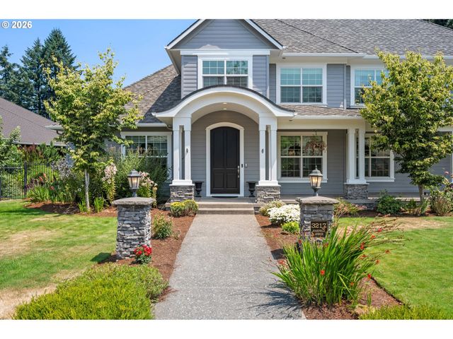 3217 BOARDWALK Ave, Eugene, OR 97401