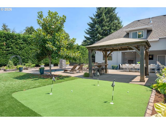 3217 BOARDWALK Ave, Eugene, OR 97401