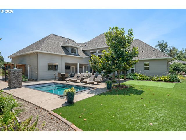 3217 BOARDWALK Ave, Eugene, OR 97401