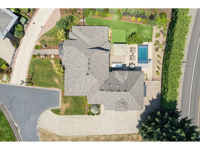 3217 BOARDWALK Ave, Eugene, OR 97401