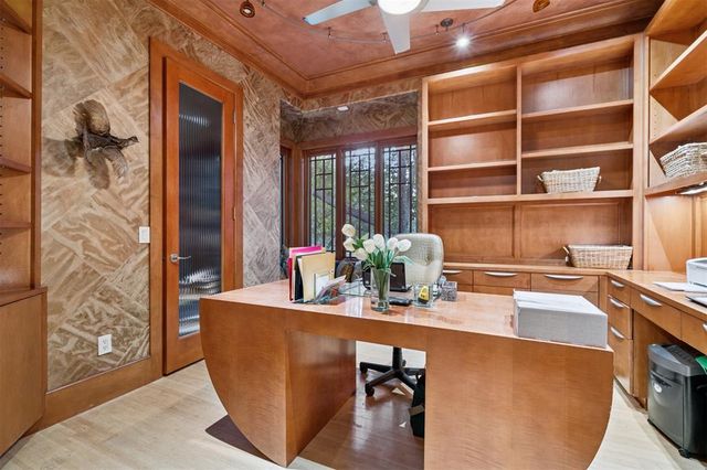 1916 Mulholland Drive, Edmond, OK 73012