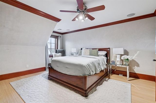 1916 Mulholland Drive, Edmond, OK 73012