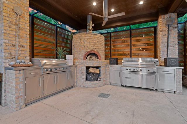 1916 Mulholland Drive, Edmond, OK 73012