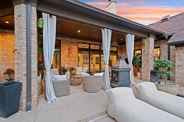 1916 Mulholland Drive, Edmond, OK 73012