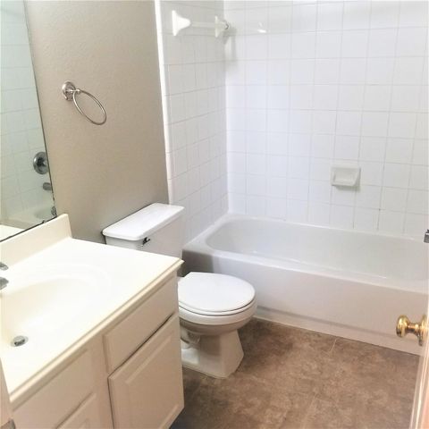 46 Wineberry Place, The Woodlands, TX 77382