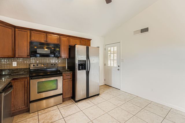 5721 Trego Street, The Colony, TX 75056