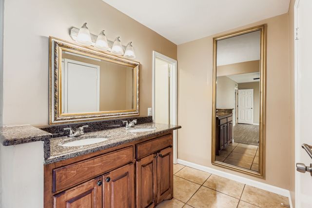 5721 Trego Street, The Colony, TX 75056