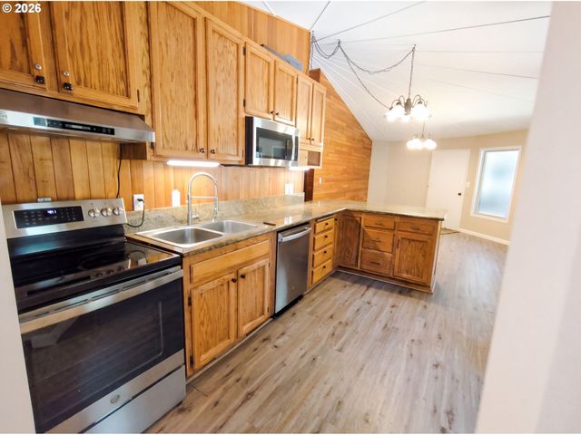 56992 FAWN Ln, Sunriver, OR 97707