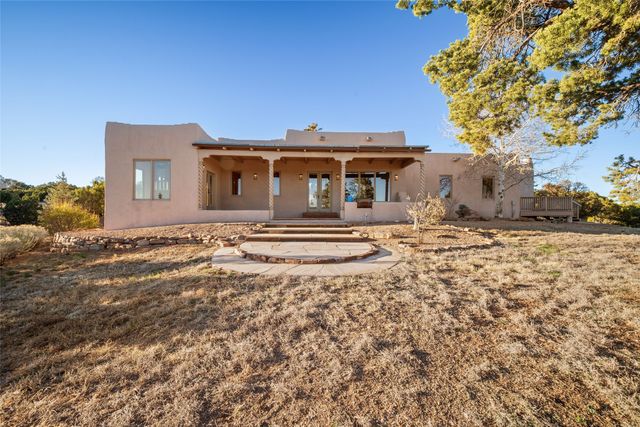 5 Estrella De La Manana, Santa Fe, NM 87508