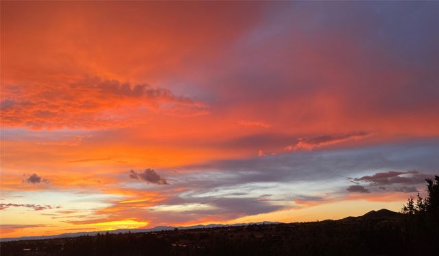 5 Estrella De La Manana, Santa Fe, NM 87508