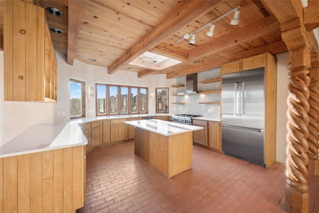 5 Estrella De La Manana, Santa Fe, NM 87508