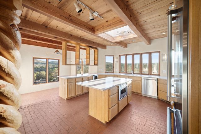 5 Estrella De La Manana, Santa Fe, NM 87508