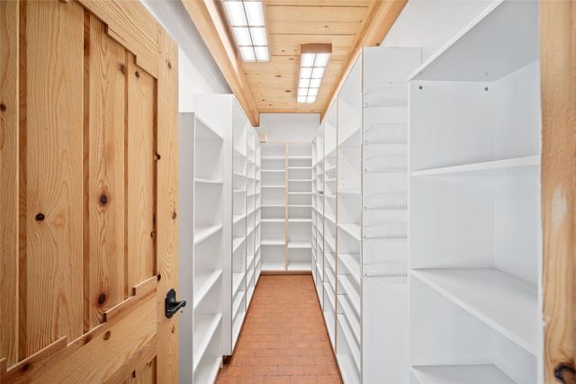 5 Estrella De La Manana, Santa Fe, NM 87508