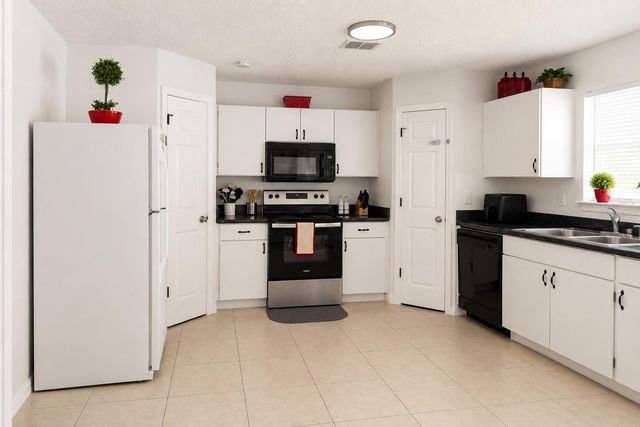 984 DERBYSHIRE DRIVE, Kissimmee, FL 34758