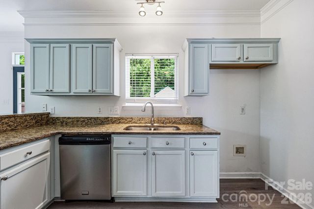 5423 Starflower Drive, Charlotte, NC 28215