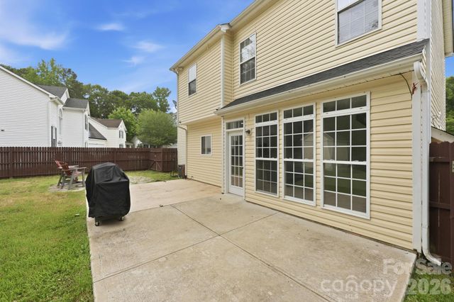 5423 Starflower Drive, Charlotte, NC 28215