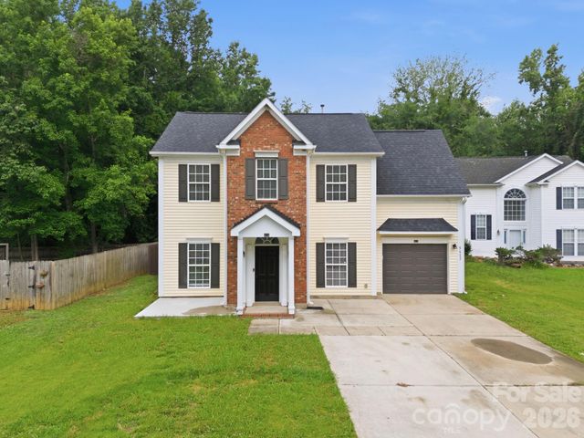 5423 Starflower Drive, Charlotte, NC 28215