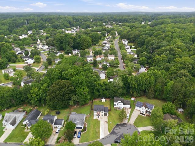 5423 Starflower Drive, Charlotte, NC 28215