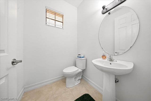 9153 Chula Vista ST 13203, Naples, FL 34113