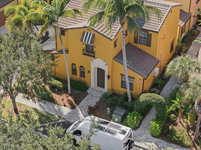 9153 Chula Vista ST 13203, Naples, FL 34113