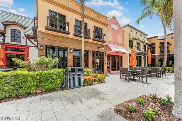 9153 Chula Vista ST 13203, Naples, FL 34113