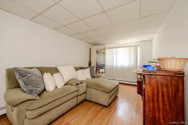 1912 Hunt Avenue, Bronx, NY 10462