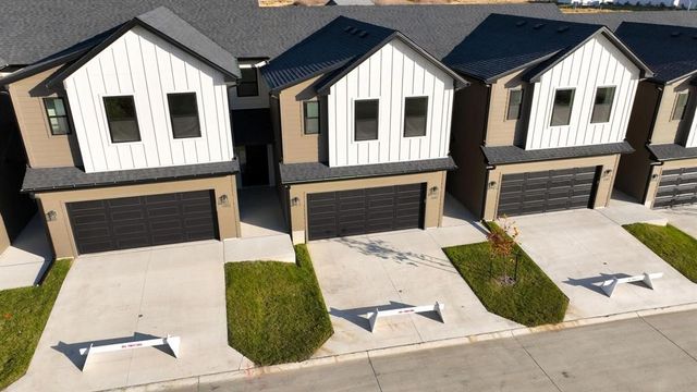 1367 Meadow Rose Place, Waukee, IA 50263