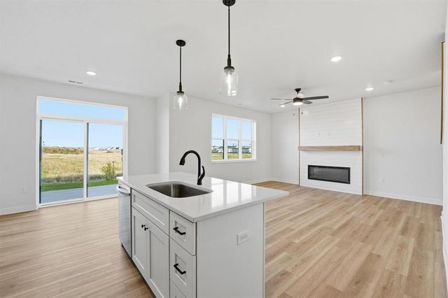 1367 Meadow Rose Place, Waukee, IA 50263