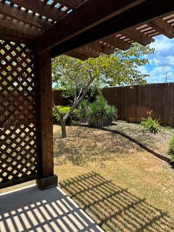 209 Newcastle Street, Waxahachie, TX 75165