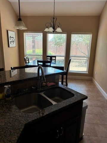 209 Newcastle Street, Waxahachie, TX 75165