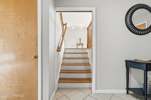 9 Rutland Place, Eatontown, NJ 07724
