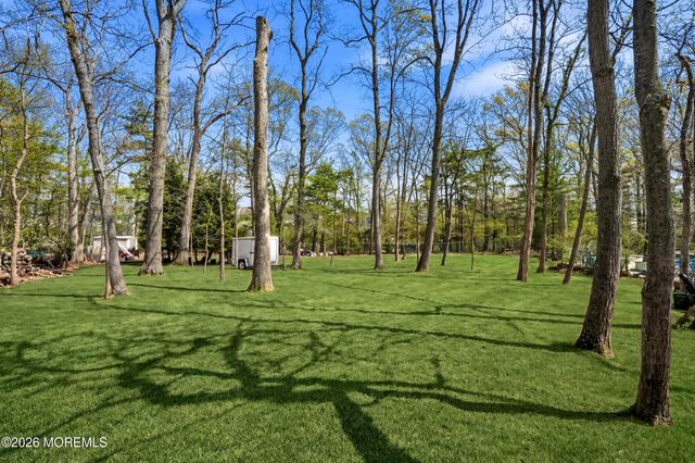 9 Rutland Place, Eatontown, NJ 07724