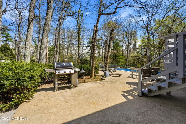 9 Rutland Place, Eatontown, NJ 07724