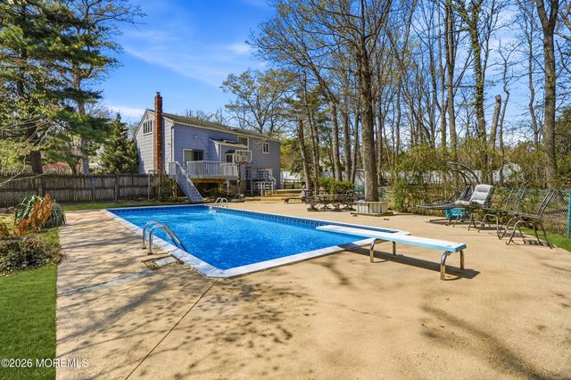 9 Rutland Place, Eatontown, NJ 07724