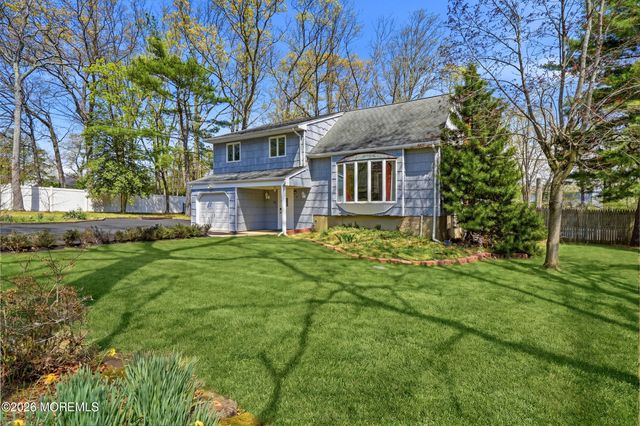 9 Rutland Place, Eatontown, NJ 07724
