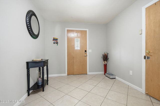 9 Rutland Place, Eatontown, NJ 07724