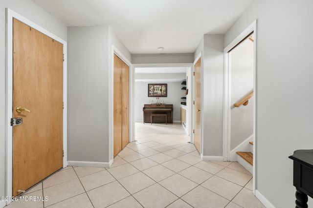 9 Rutland Place, Eatontown, NJ 07724