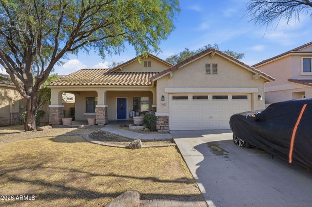 7037 W SOPHIE Lane, Laveen, AZ 85339