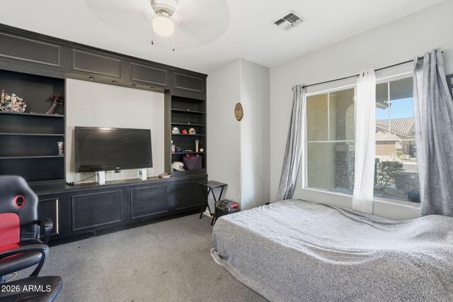 7037 W SOPHIE Lane, Laveen, AZ 85339