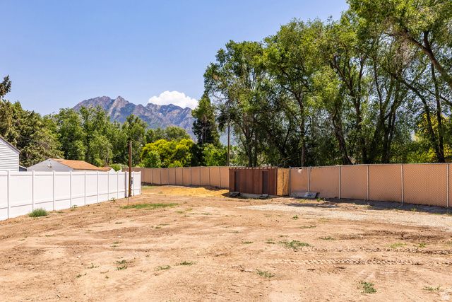 6491 S 1300 E, Murray, UT 84121