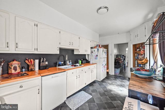 1039 W POPLAR ST, York, PA 17404